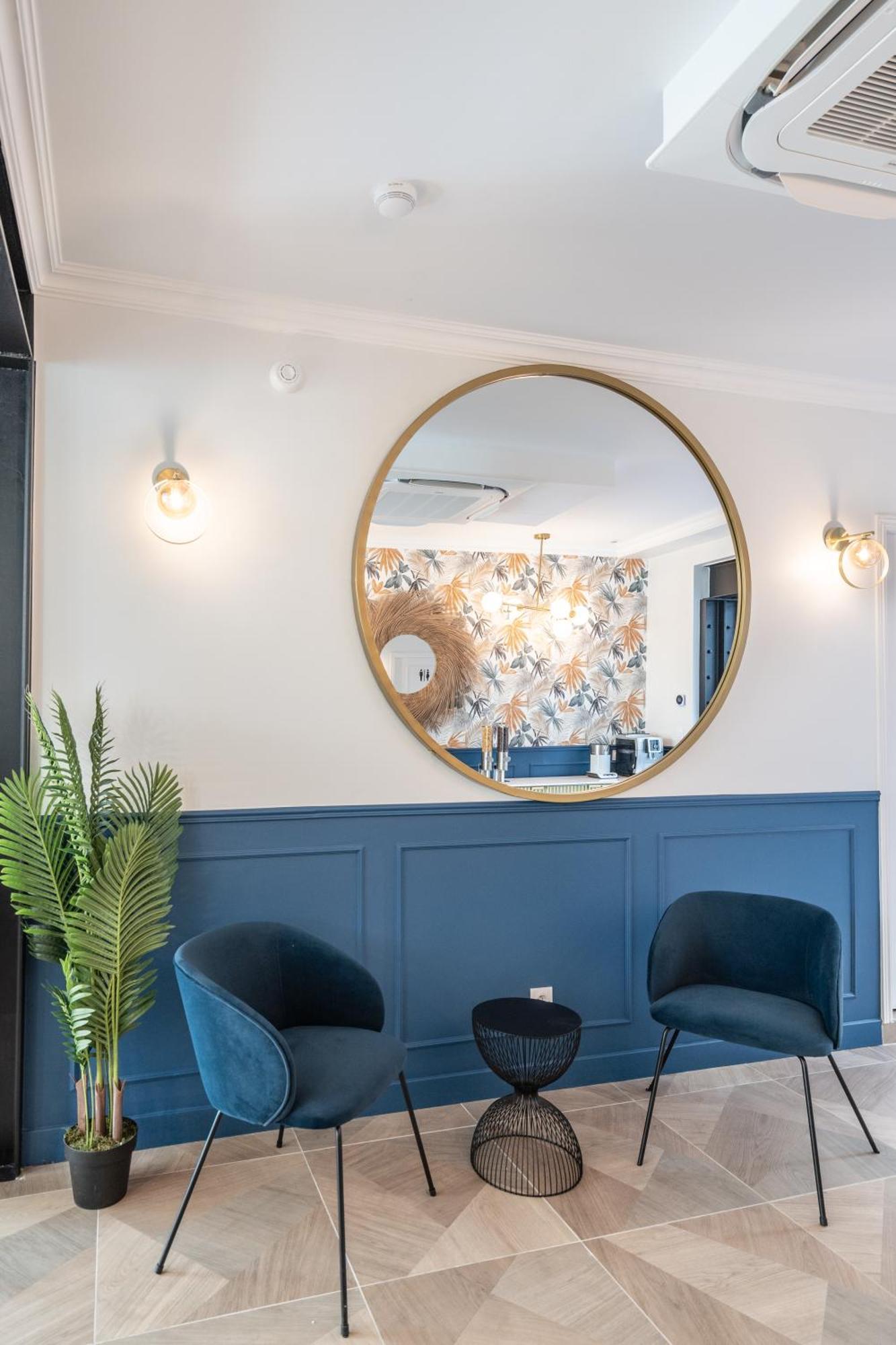 District Nation Hotel Париж Екстериор снимка